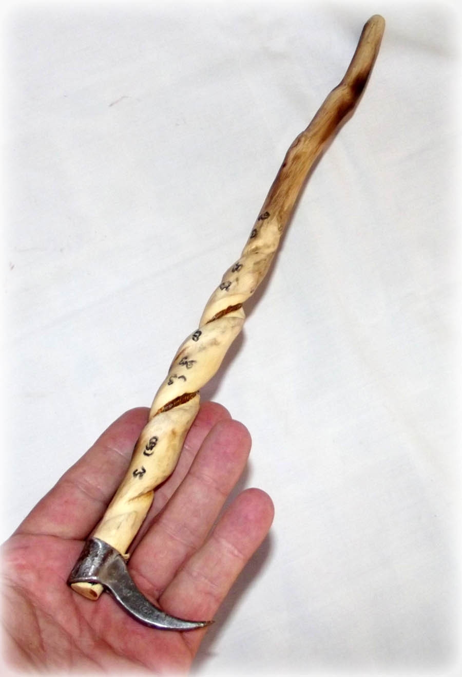 Elephant Goad Crossword Clue