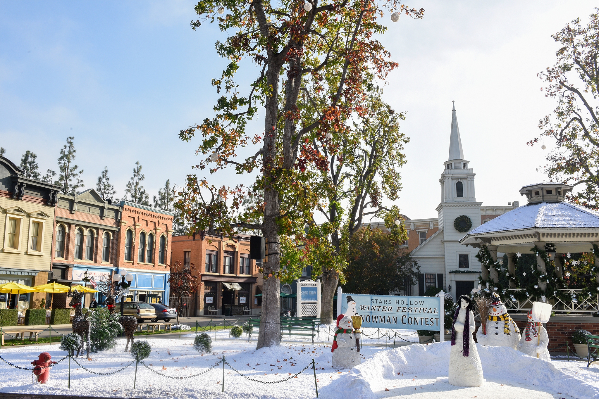 Why These Fans Are Waiting Hours For A Cup Of Coffee In LA